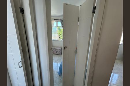 Apartamento à venda com 57m², 2 quartos e 1 vagaDetalhe da porta do quarto
