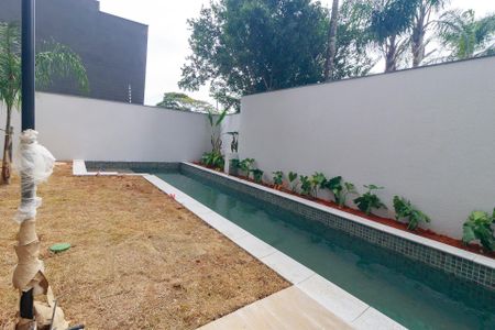 Studio à venda com 34m², 0 quarto e sem vagaPiscina