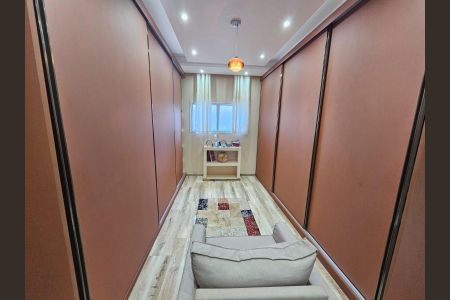 Casa de condomínio à venda com 978m², 5 quartos e 8 vagasCloset