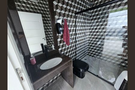 Casa de condomínio à venda com 978m², 5 quartos e 8 vagasBanheiro 5