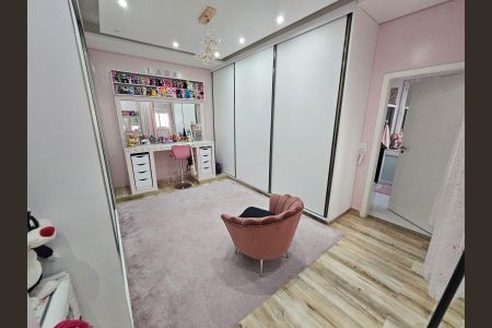Casa de condomínio à venda com 978m², 5 quartos e 8 vagasQuarto 4