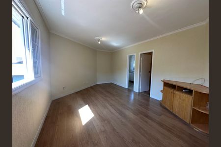 Casa de condomínio para alugar com 270m², 3 quartos e 4 vagas Casa de condomínio para alugar com 270m², 3 quartos e 4 vagasSuíte
