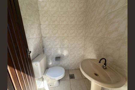 Casa de condomínio para alugar com 270m², 3 quartos e 4 vagas Casa de condomínio para alugar com 270m², 3 quartos e 4 vagasBanheiro Social 2
