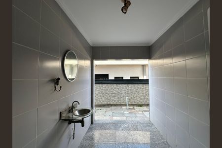 Casa de condomínio para alugar com 270m², 3 quartos e 4 vagas Casa de condomínio para alugar com 270m², 3 quartos e 4 vagasÁrea de Serviço