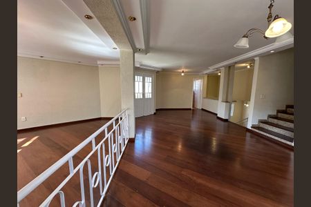 Sala de casa de condomínio para alugar com 3 quartos, 270m² em Nova Higienópolis, Barueri