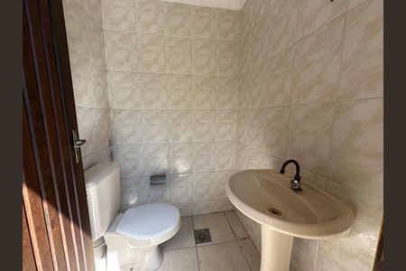 Casa de condomínio para alugar com 270m², 3 quartos e 4 vagas Casa de condomínio para alugar com 270m², 3 quartos e 4 vagasBanheiro Social 2