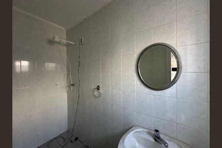Casa de condomínio para alugar com 270m², 3 quartos e 4 vagas Casa de condomínio para alugar com 270m², 3 quartos e 4 vagasBanheiro de serviço