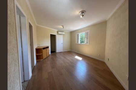 Casa de condomínio para alugar com 270m², 3 quartos e 4 vagas Casa de condomínio para alugar com 270m², 3 quartos e 4 vagasSuíte
