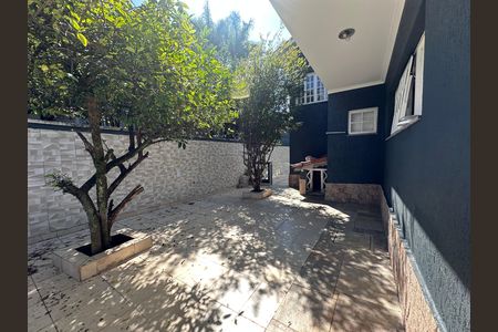 Casa de condomínio para alugar com 270m², 3 quartos e 4 vagas Casa de condomínio para alugar com 270m², 3 quartos e 4 vagasQuintal