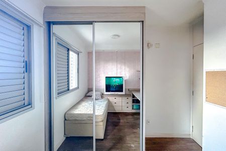Apartamento à venda com 62m², 3 quartos e 1 vagaQuarto 2 - Armários