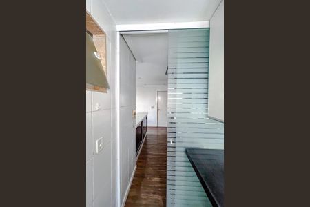 Apartamento à venda com 62m², 3 quartos e 1 vagaÁrea de Serviço
