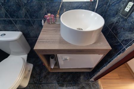 Apartamento à venda com 55m², 2 quartos e sem vaga Apartamento à venda com 55m², 2 quartos e sem vagaBanheiro