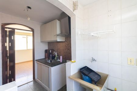 Apartamento à venda com 55m², 2 quartos e sem vaga Apartamento à venda com 55m², 2 quartos e sem vagaCozinha e Área de Serviço