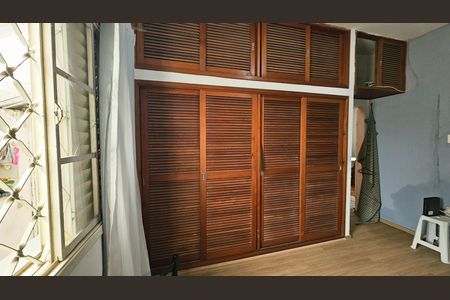 Casa à venda com 170m², 3 quartos e 2 vagas Casa à venda com 170m², 3 quartos e 2 vagasQuarto 3