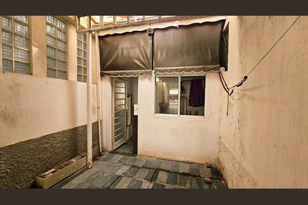 Casa à venda com 170m², 3 quartos e 2 vagas Casa à venda com 170m², 3 quartos e 2 vagasÁrea externa