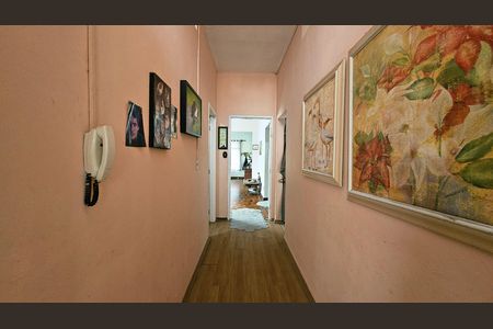 Casa à venda com 170m², 3 quartos e 2 vagas Casa à venda com 170m², 3 quartos e 2 vagasCorredor