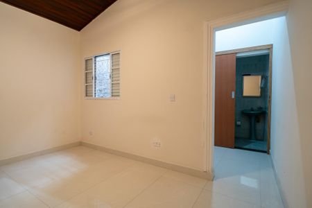 Casa para alugar com 122m², 3 quartos e 2 vagasSuíte