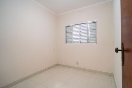 Casa para alugar com 122m², 3 quartos e 2 vagasQuarto 2