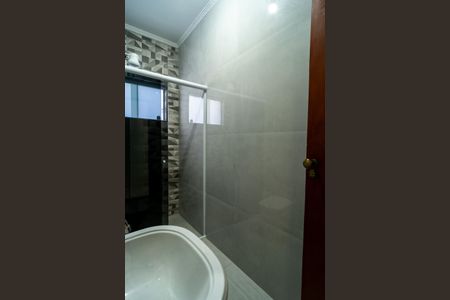 Casa para alugar com 122m², 3 quartos e 2 vagasBanheiro