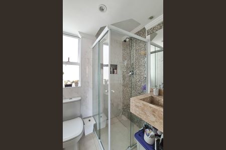 Apartamento à venda com 68m², 3 quartos e 1 vaga Apartamento à venda com 68m², 3 quartos e 1 vagaBanheiro Social
