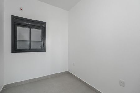 Quarto de apartamento para alugar com 1 quarto, 26m² em Costa E Silva, Porto Alegre