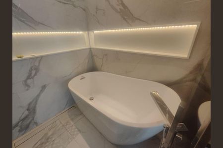 Apartamento para alugar com 84m², 1 quarto e 1 vaga Apartamento para alugar com 84m², 1 quarto e 1 vagaBanheiro da Suíte