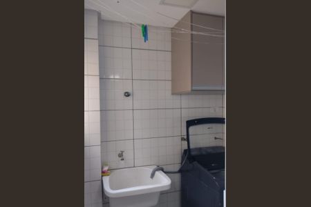 Apartamento à venda com 70m², 3 quartos e 2 vagas Apartamento à venda com 70m², 3 quartos e 2 vagasBanheiro