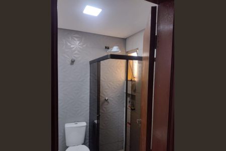 Apartamento à venda com 70m², 3 quartos e 2 vagas Apartamento à venda com 70m², 3 quartos e 2 vagasBanheiro