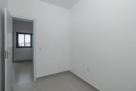 Quarto de apartamento para alugar com 1 quarto, 25m² em Costa E Silva, Porto Alegre