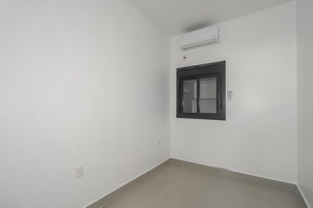 Quarto de apartamento para alugar com 1 quarto, 26m² em Costa E Silva, Porto Alegre