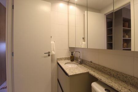 Apartamento à venda com 49m², 2 quartos e sem vagaBanheiro