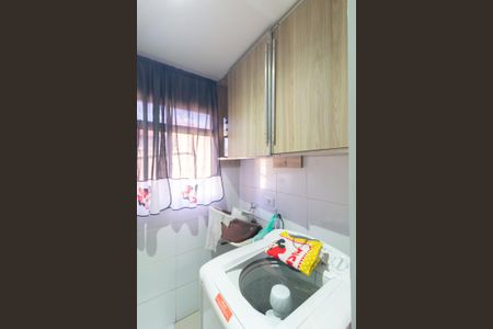 Apartamento à venda com 52m², 2 quartos e 1 vaga Banheiro   Girar foto  Excluir foto  Definir capa Cozinha e Área de Serviço