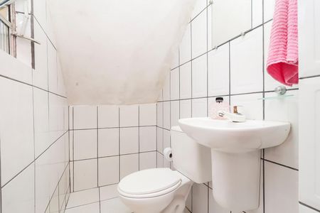 Casa para alugar com 150m², 3 quartos e 2 vagasBanheiro da Garagem