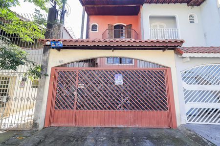 Casa para alugar com 150m², 3 quartos e 2 vagasFachada