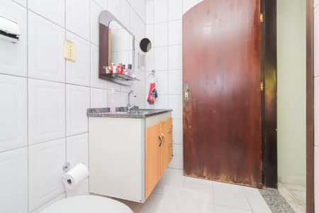 Casa para alugar com 150m², 3 quartos e 2 vagasBanheiro da Suíte