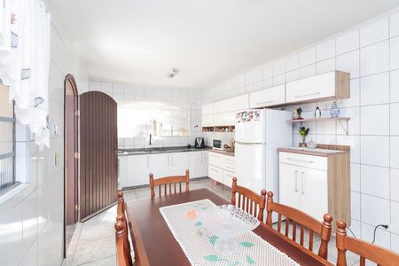 Casa para alugar com 150m², 3 quartos e 2 vagasCozinha
