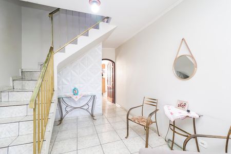 Casa para alugar com 150m², 3 quartos e 2 vagasSala