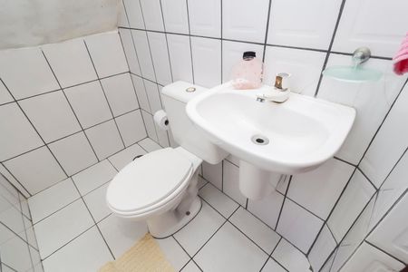 Casa para alugar com 150m², 3 quartos e 2 vagasBanheiro da Garagem