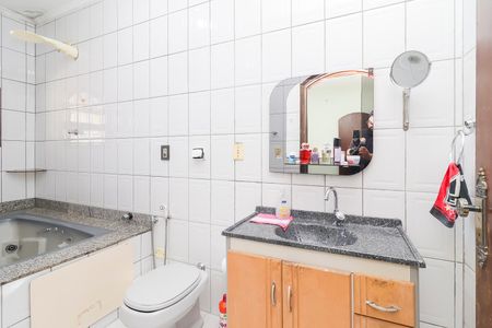 Casa para alugar com 150m², 3 quartos e 2 vagasBanheiro da Suíte