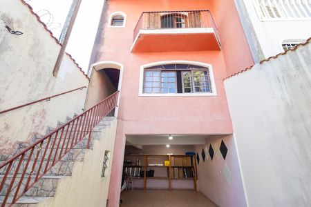 Casa para alugar com 150m², 3 quartos e 2 vagasEntrada