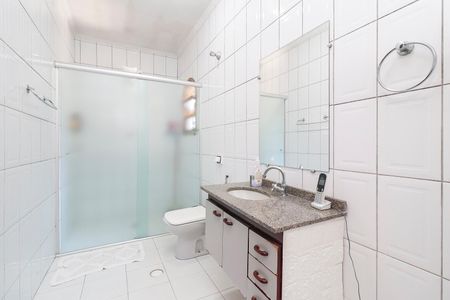 Casa para alugar com 150m², 3 quartos e 2 vagasBanheiro