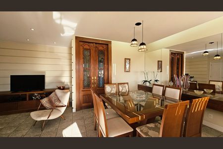 Apartamento à venda com 133m², 3 quartos e 2 vagas