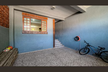 Casa à venda com 125m², 4 quartos e 2 vagas Casa à venda com 125m², 4 quartos e 2 vagasGaragem