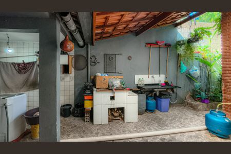 Casa à venda com 125m², 4 quartos e 2 vagas Casa à venda com 125m², 4 quartos e 2 vagasÁrea de Serviço