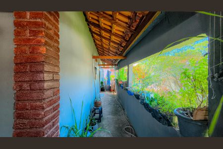 Casa à venda com 125m², 4 quartos e 2 vagas Casa à venda com 125m², 4 quartos e 2 vagasTerraço