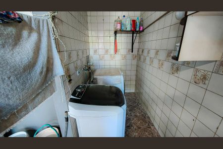 Casa à venda com 125m², 4 quartos e 2 vagas Casa à venda com 125m², 4 quartos e 2 vagasÁrea de Serviço