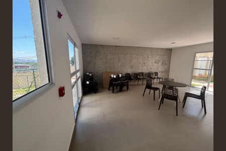 Apartamento para alugar com 33m², 2 quartos e sem vaga Apartamento para alugar com 33m², 2 quartos e sem vagaÁrea comum - Salão de festas