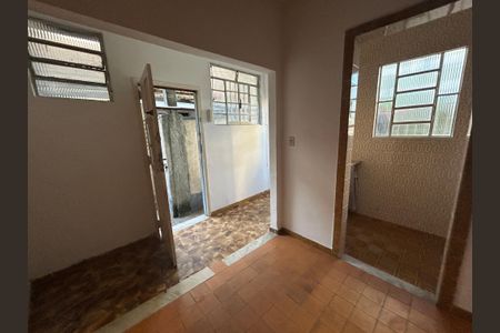 Sala de casa para alugar com 1 quarto, 21m² em Todos Os Santos, Rio de Janeiro