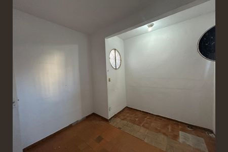 Quarto de casa para alugar com 1 quarto, 21m² em Todos Os Santos, Rio de Janeiro