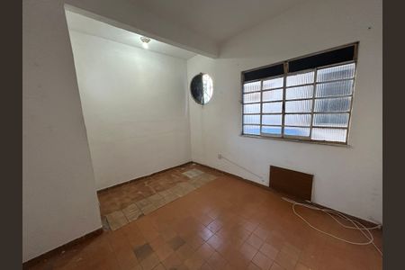Quarto de casa para alugar com 1 quarto, 21m² em Todos Os Santos, Rio de Janeiro